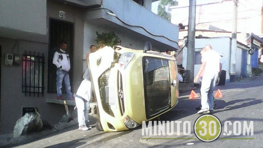 ACCIDENTE TAXI LA MARUCHENGA (5)