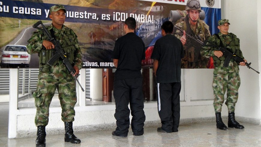 Alias 'Cristian' y alias 'Orlando', desmovilizados del frente 14 de las Farc. Foto: Ejército