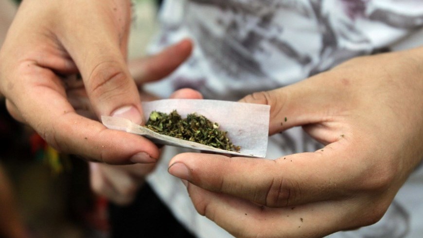 Fumar Marihuana, consumir