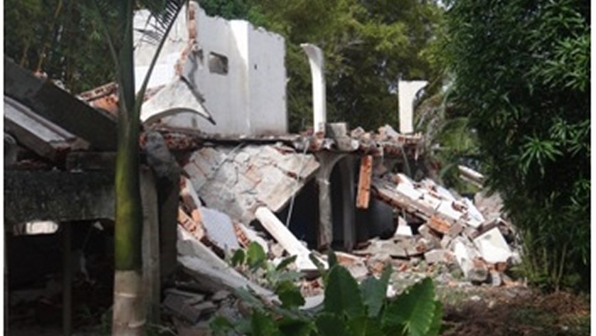 A escombros quedó reducida la mansión de la Hacienda Nápoles 4 Foto: Cortesía