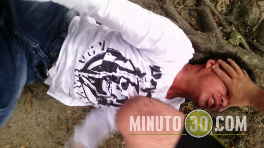 En la imagen uno de los sujetos implicados en el intento de hurto.