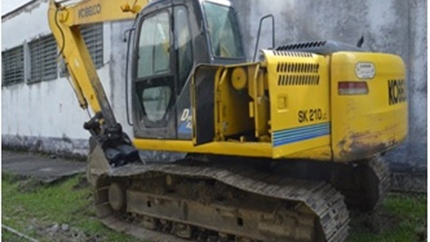 Retroexcavadora inmovilizada en Santa Fe de Antioquia fue entregada a la Dian 3 Foto: Policía Fiscal y Aduanera