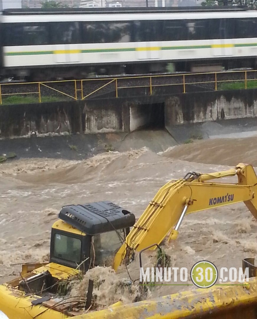 RETROEXCAVADORA (10)