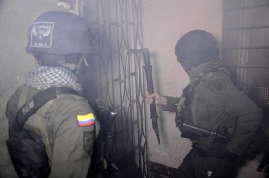 Operativo contra 'los Chatas'. Cortesía Policía Metropolitana