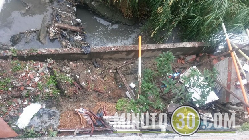 desalojo en el volador robledo (4)