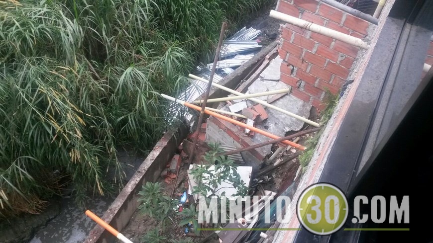 desalojo en el volador robledo (5)