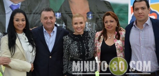 EN VIDEO: La mitad de los congresistas del Centro Democrático adhieren a Liliana Rendón