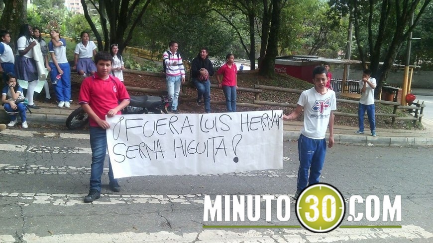 protesta colegio medellin (1)(1)
