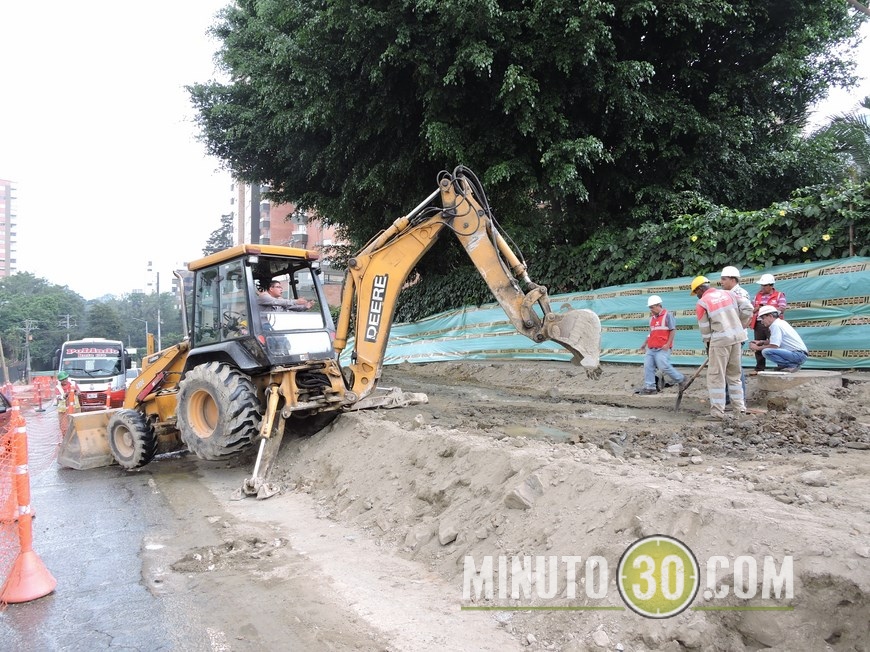 tubo de aguas negras en el poblado (13)(1)