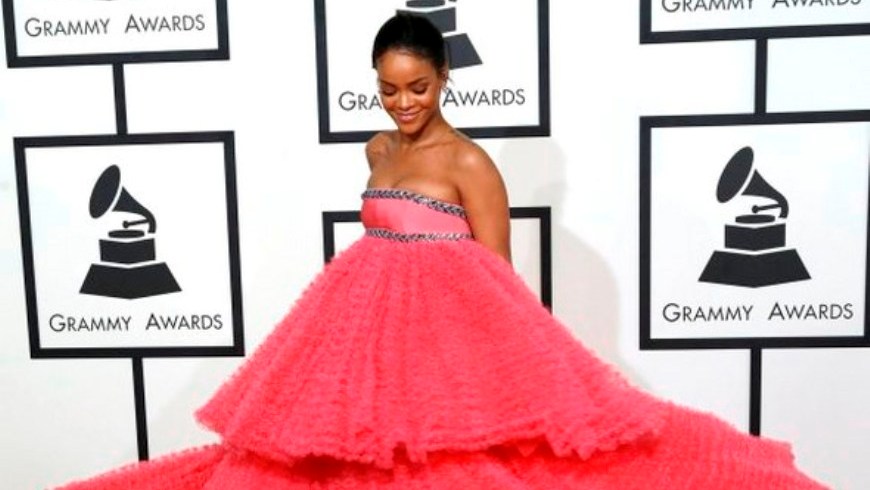 vestido rihanna app