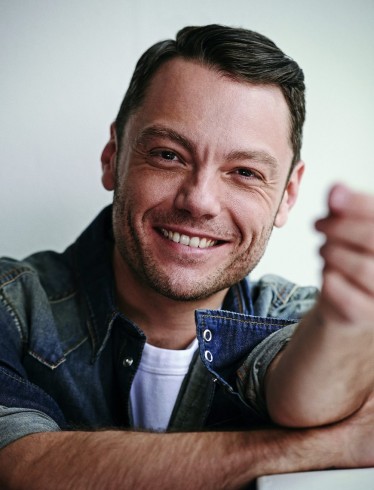 TIZIANO FERRO: "SOY EL REPRESENTANTE DE LOS IMPERFECTOS Y DE LOS FRÁGILES"