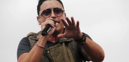 Elvis Crespo fusiona música colombiana y mexicana en su nuevo álbum