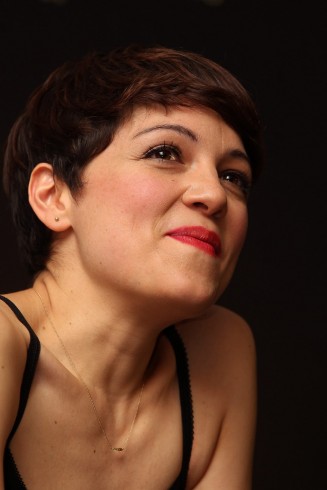 La cantante mexicana Natalia Lafourcade participa hoy, martes 17 de marzo de 2015, durante una rueda de prensa, en Ciudad de México, para la presentación de su nuevo trabajo discográfico, "Hasta la raíz", con el que regresa a la composición. EFE