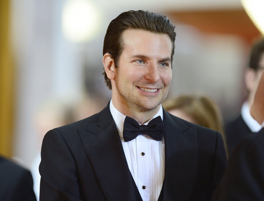 Según informa hoy The Hollywood Reporter, el estudio Warner Bros. negocia actualmente con Cooper para hacerse cargo de esta producción, que llegó a contar con Beyoncé como protagonista antes de que su embarazo trastocara los planes. EFE/Archivo