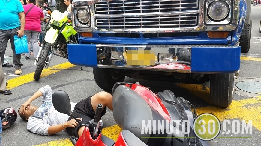 ACCIDENTE EN ITAGÜÍ (2)