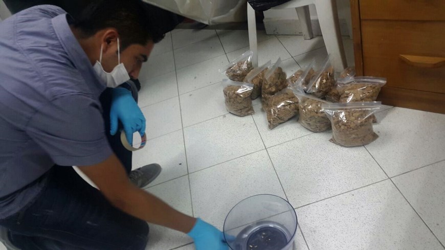 Le incautaron 12 kilos de base de coca que tenía camuflados en las llantas de una moto 3 Foto: Policía Antioquia