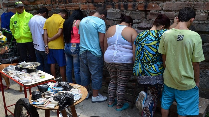 Capturados siete miembros de una familia que distribuía bazuco y marihuana en Guayabal 1 CAPTURAS CRISTO REY 2