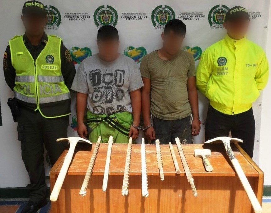 Capturados por entrar a robar oro en una mina de Buriticá 2 Foto: Policía Antioquia