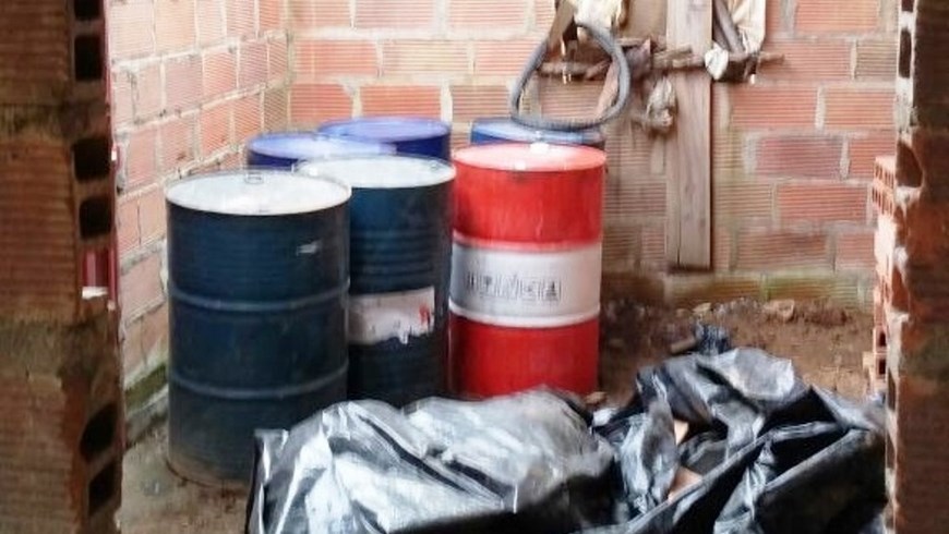 Policía incautó gran cantidad de insumos para el procesamiento de cocaína en El Peñol 2 Foto: Policía Antioquia