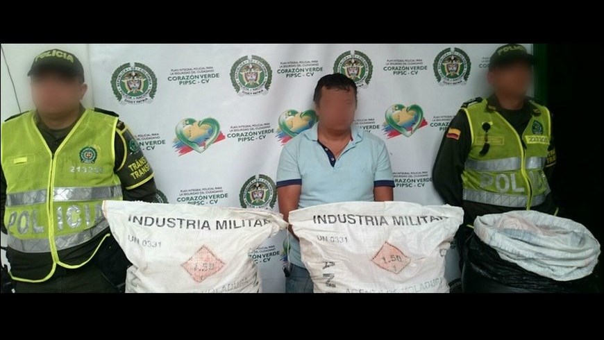 Capturado el pasajero de un bus que llevaba 75 kilos de Anfo en su equipaje 4 Foto: Policía Antioquia