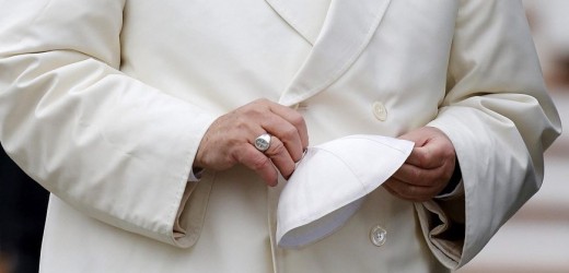 El papa comienza la oración por la paz del V Centenario de Santa Teresa