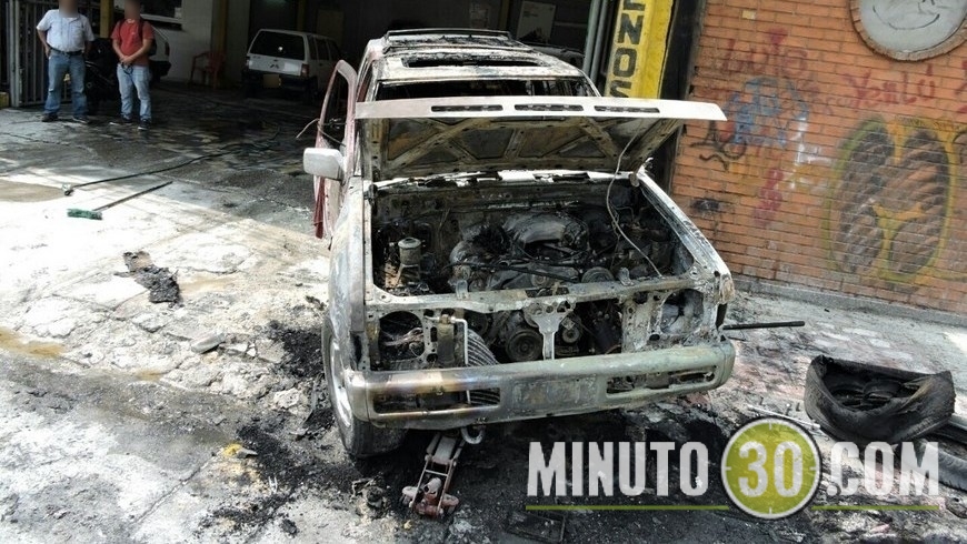 INCENDIO CARRO (10)