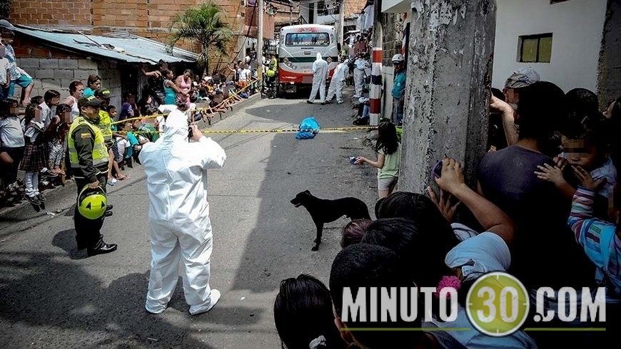 NIÑO MUERTO EN BLANQUIZAL (1)