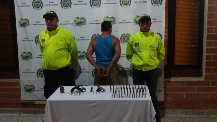 Investigación de un hurto permitió ubicar un local donde comercializaban objetos robados 1 OPERATIVO EN MORAVIA 2