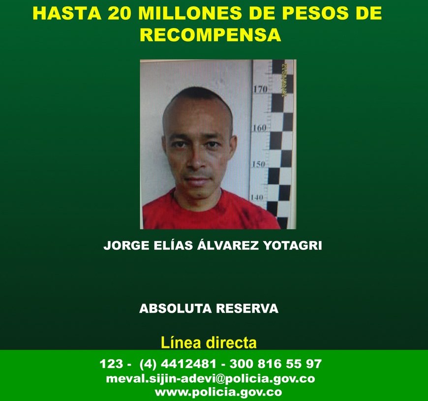 El presunto homicida de Natalia Álvarez sería su papá. Ofrecen recompensa 3 Afiche del ofrecimiento de recompensa por la captura de Álvarez Yotagri.