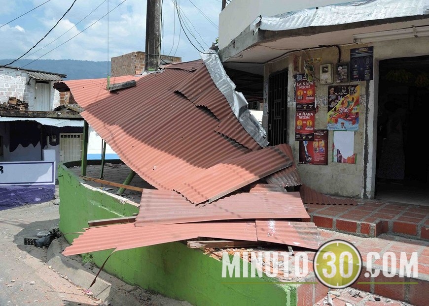 SE VOLCÓ CAMIÓN ROBADO (6)