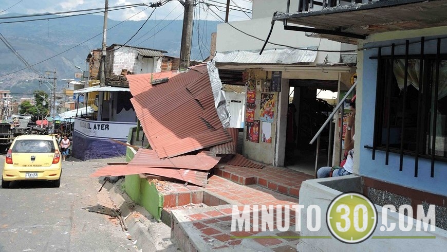 SE VOLCÓ CAMIÓN ROBADO (7)