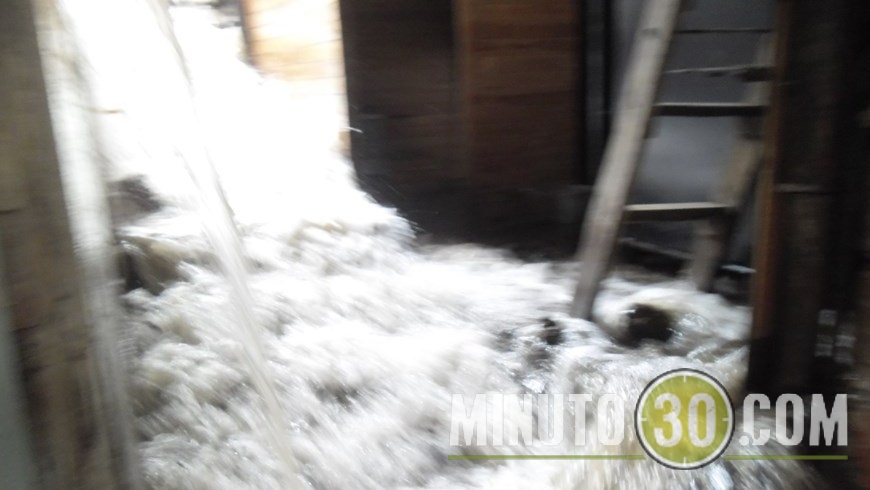 SIN AGUA EN CALDAS (3)