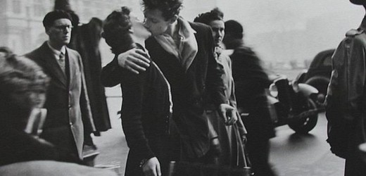 Cómo besar a un hombre… según su signo