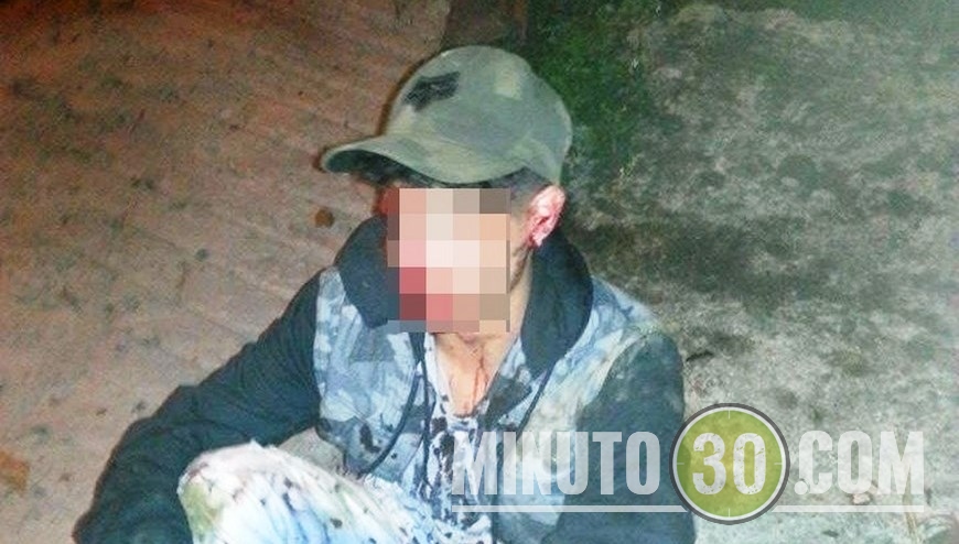 En el atraco a los dos hermanos, dos de los presuntos ladrones resultaron heridos cuando intentaban escapar con la moto.