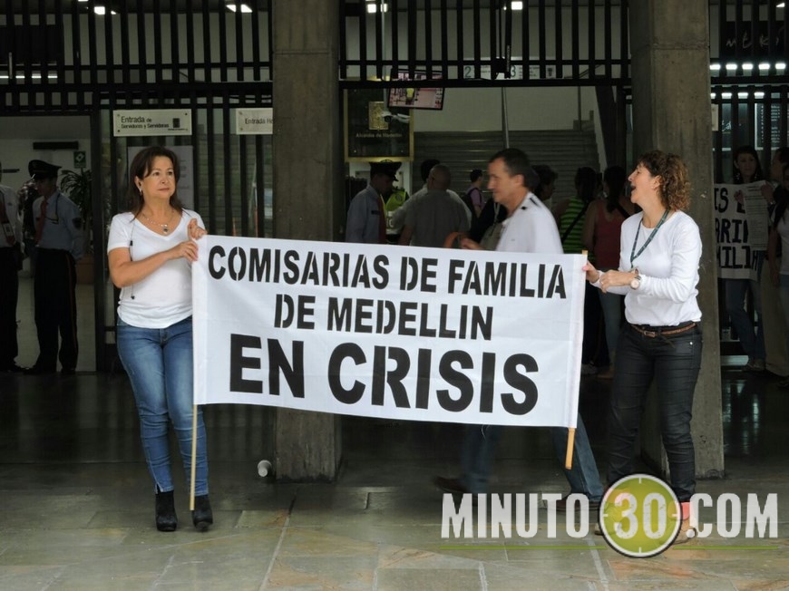 manifestacion comisarias de familia (3)(1)