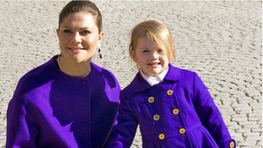 Victoria de Suecia con su hija Estela celebrando "el día de su santo" sin Daniel, 12 de marzo de 2015
