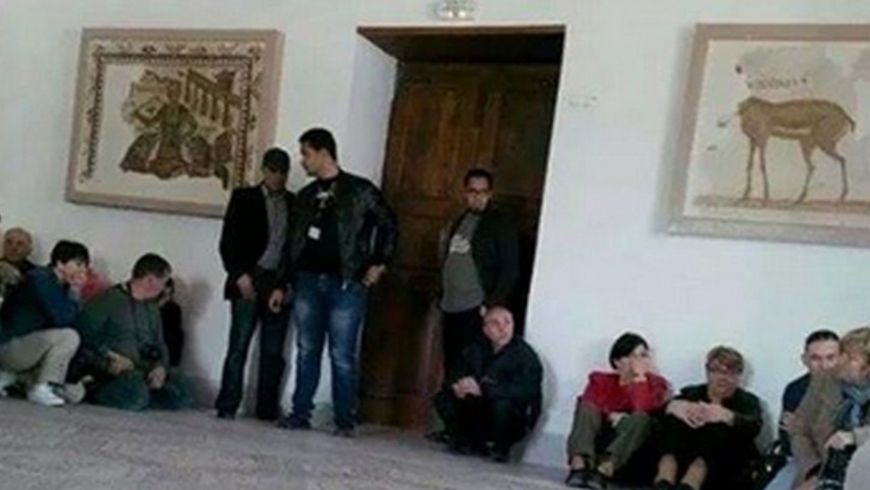 Imagen de la Toma por parte de Yidhaistas al Museo Nacional en Tunez