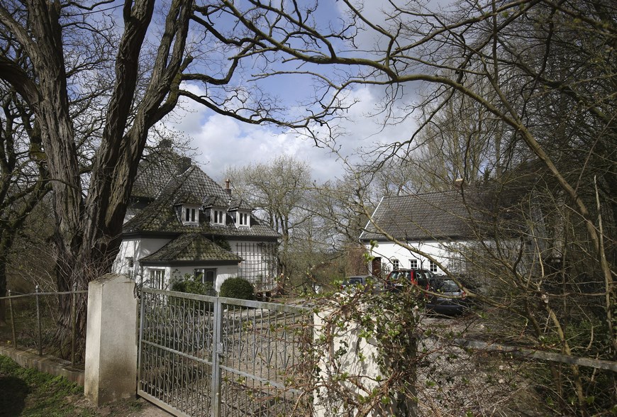 Exterior de la casa del Nobel de Literatura alemán Günter Grass, en Behlendorf, Alemania. El célebre escritor Günter Grass ha muerto a los 87 años de edad, según confirmó hoy la editorial Steidl. EFE