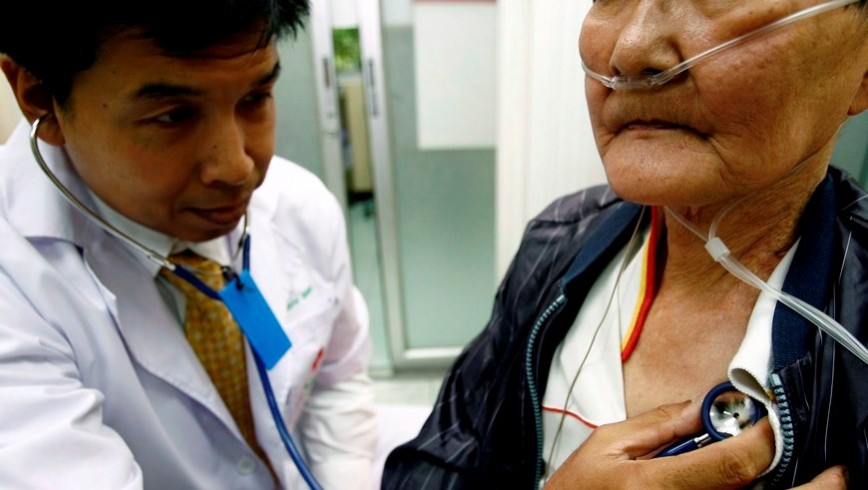 Las enfermedades reumáticas, que afectan el tejido conectivo y el aparato locomotor, entre ellas la artritis, el lupus y fibromialgia, afectan a cerca del 10 % de la población de Latinoamérica. EFE/Archivo