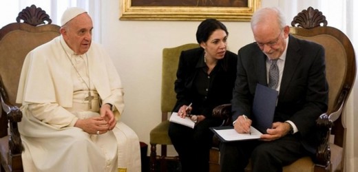 El papa y UNICEF firman un acuerdo entre la agencia y “Scholas” para ayudar a los jóvenes