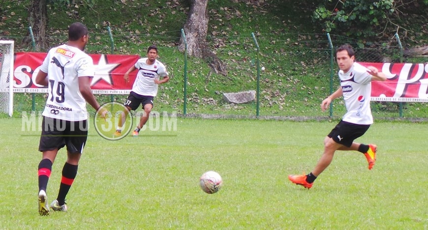 Así se entrena el DIM para recibir a Cali por la fecha 15 1 20150407 094711 Copiar