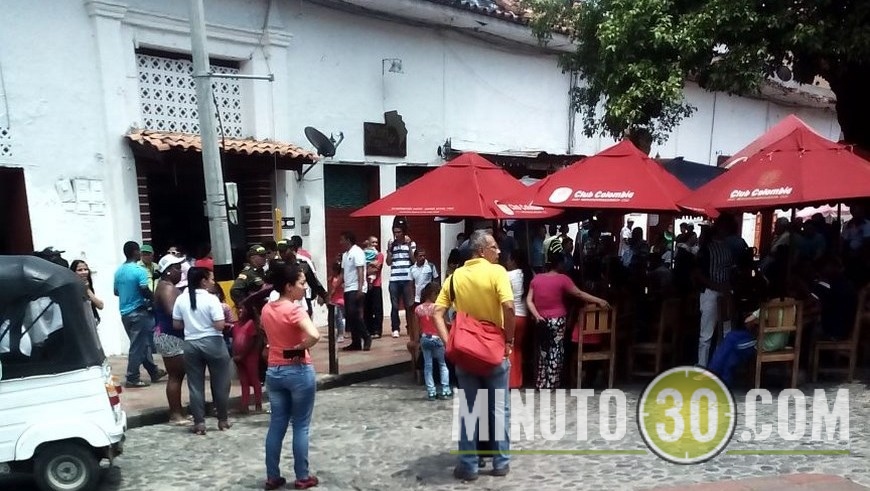 Fotos: Un hombre fue asesinado en un salón de juegos de Santa Fe de Antioquia 19 ASESINATO EN SANTA FE DE ANTIOQUIA (6)