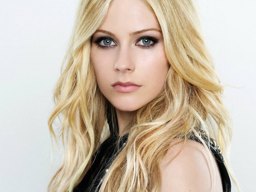 "Creí que iba a morir"- Avril Lavigne 1 Foto tomada de: www.taringa.net