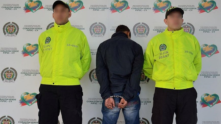 Alias 'Camello' fue capturado cuando departía con su familia en Amalfi 4 Foto: Policía Antioquia.