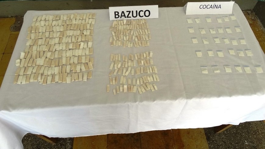 Seis personas fueron capturadas con droga y plata en Betania 2 Foto: Policía Antioquia.
