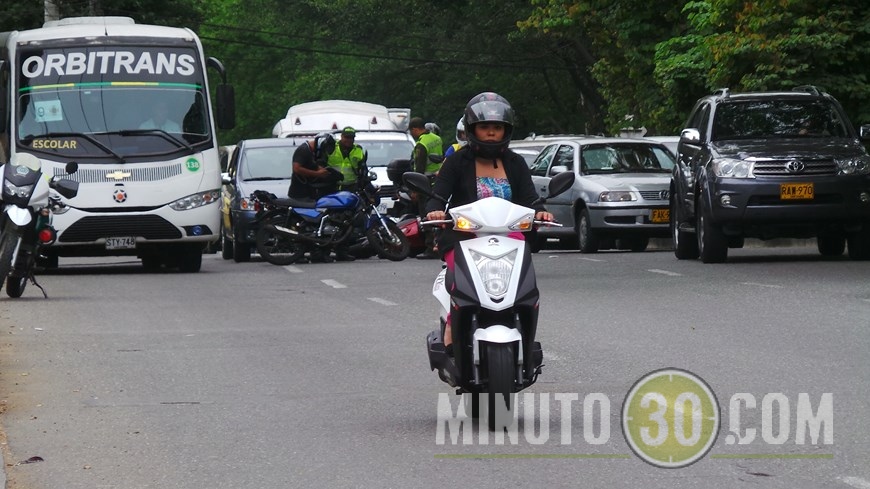 CHOQUE EN EL POBLADO (3)