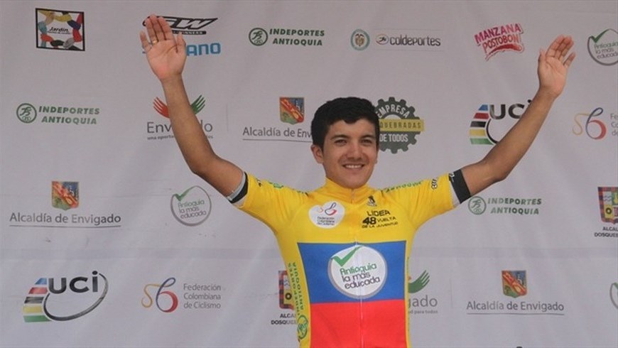 Carapaz, líder de la carrera. Cortesía Federación Colombiana de Ciclismo