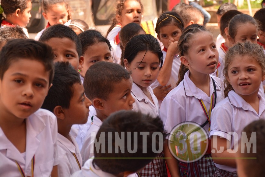 Fotos: Maceo celebra el Día del Idioma dedicado a la memoria de “Gabo” 8 comunidad maceo