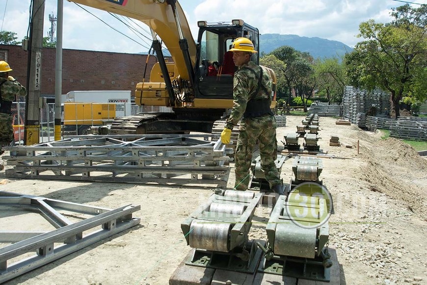 puente militar la macarena