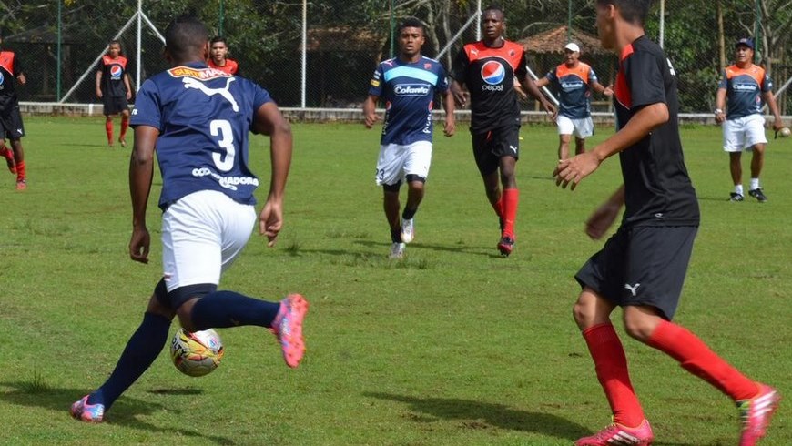 Medellín entrenó en El retiro de cara al partido ante Uniautónoma 1 Entrenamiento DIM Copiar1
